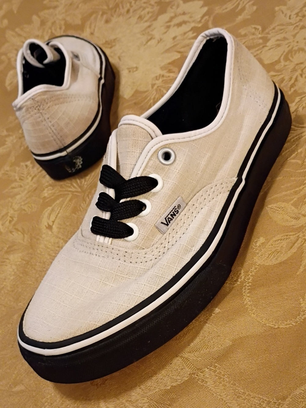 Vans  Classic Cream Canvas Sneakers with Black Sole Women's 7.0 Men's 5.5